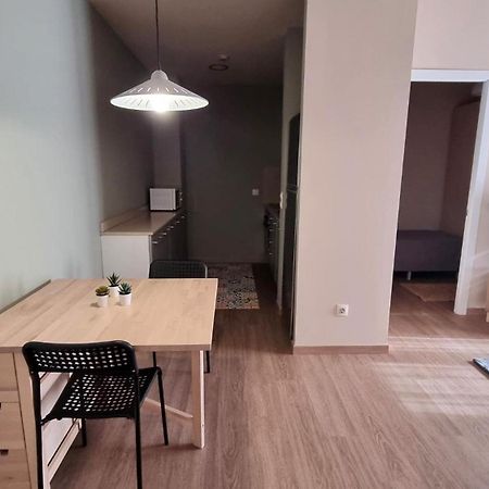 Apartament Residencia Universitaria Damia Bonet Walencja Zewnętrze zdjęcie