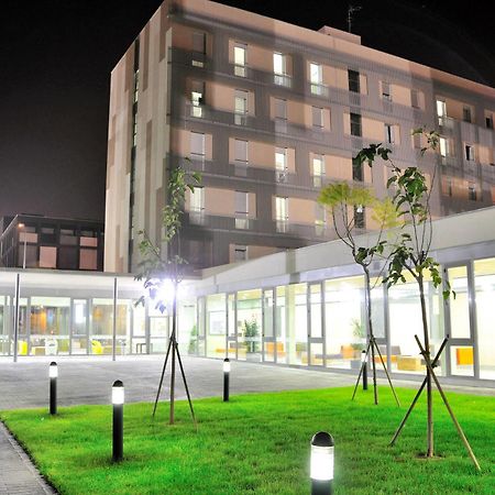 Residencia Universitaria Resa Damia Bonet Walencja Zewnętrze zdjęcie
